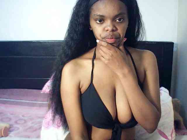 BustyDebbie webcam