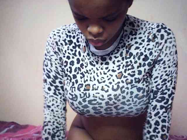 BustyDebbie webcam