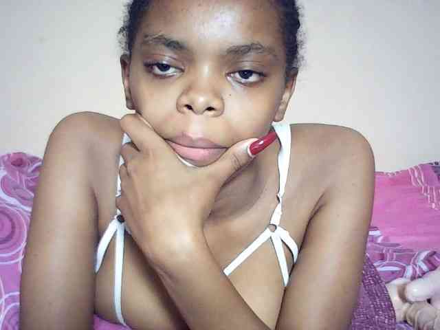 BustyDebbie webcam