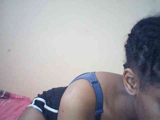 BustyDebbie webcam
