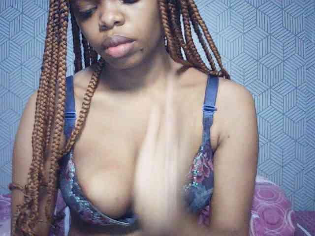 BustyDebbie webcam