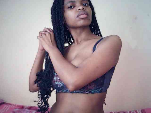 BustyDebbie webcam