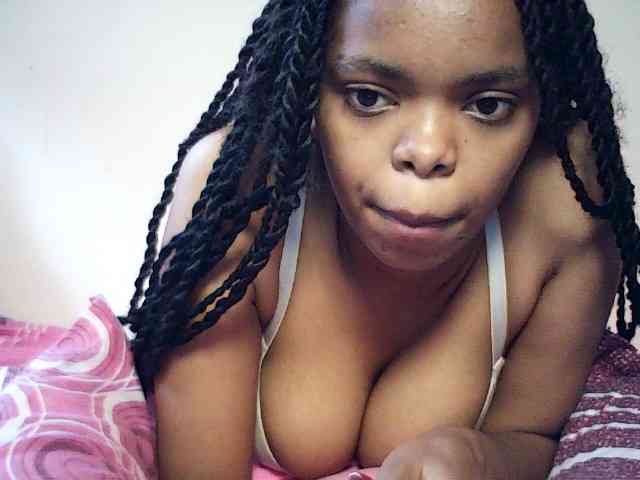 BustyDebbie webcam