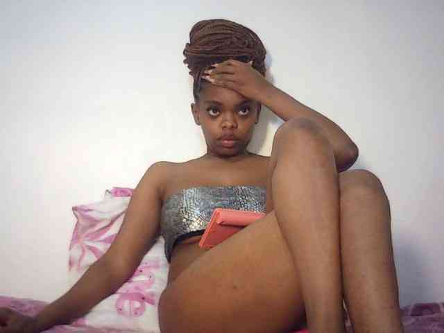 BustyDebbie webcam