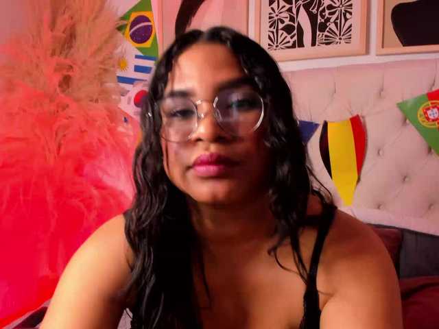 Lila-Jonees live cam on BongaCams