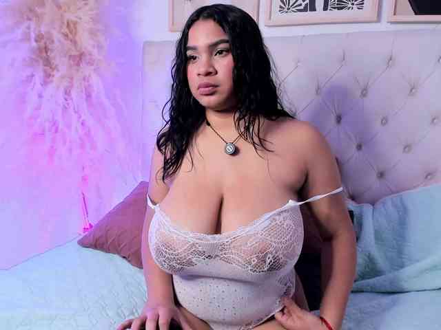 Lila-jonees webcam