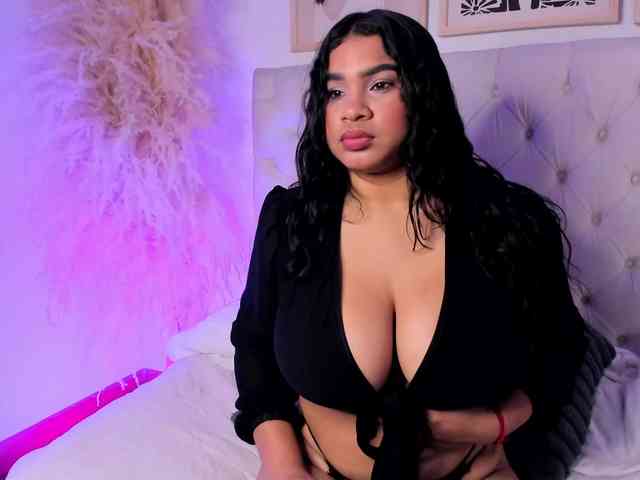 Lila-jonees webcam