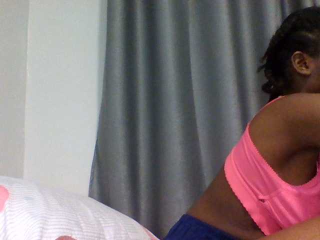 Comfort2a live cam on BongaCams
