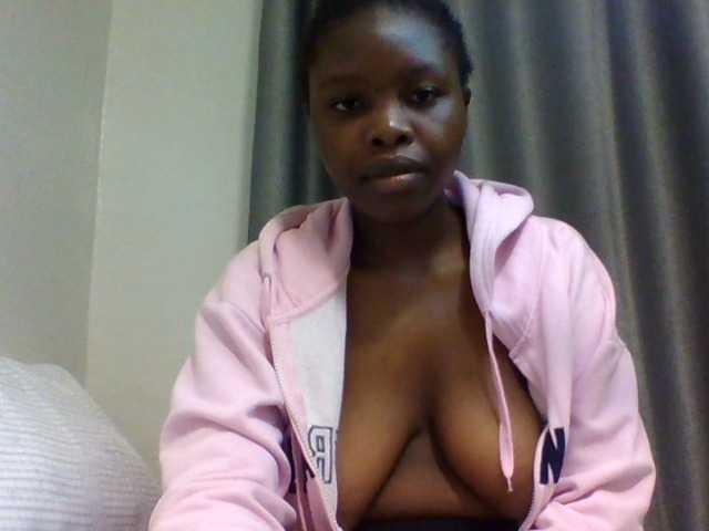 Comfort2a live cam on BongaCams