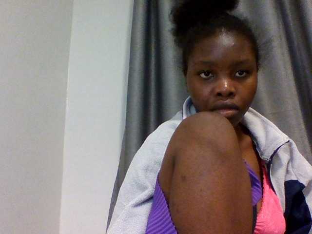 Comfort2a live cam on BongaCams