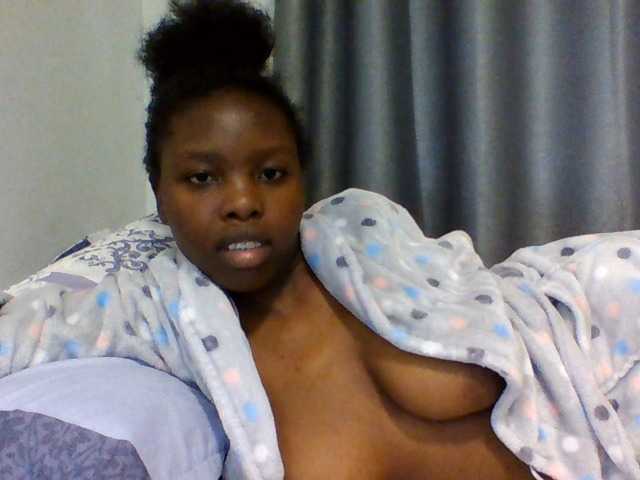 Comfort2a live cam on BongaCams