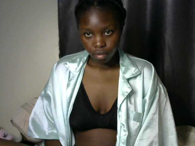 Comfort2a live cam on BongaCams