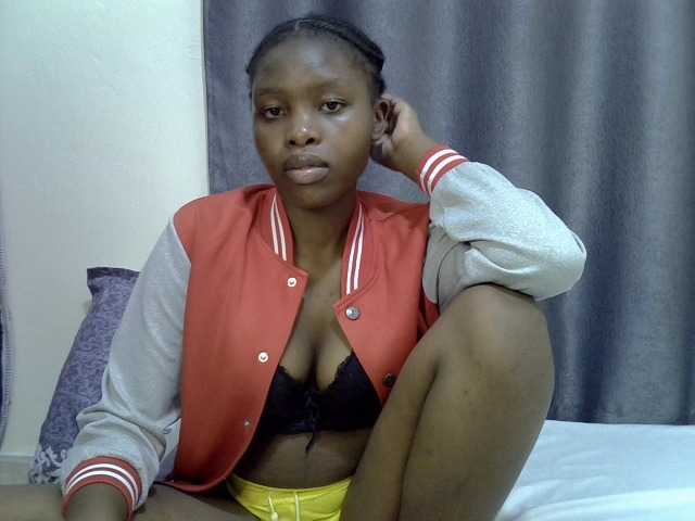 Comfort2a live cam on BongaCams