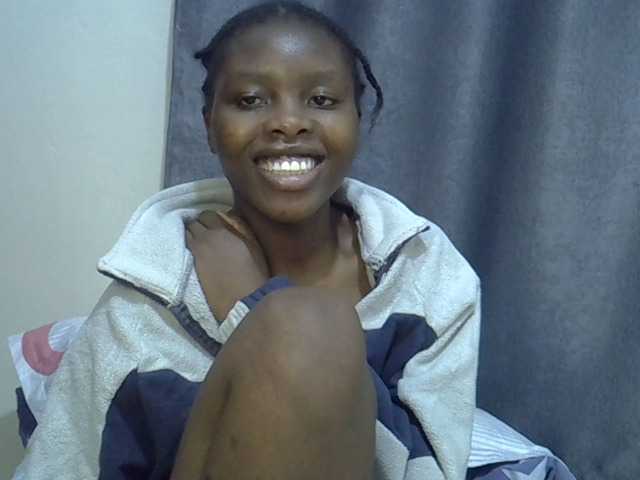 Comfort2a live cam on BongaCams