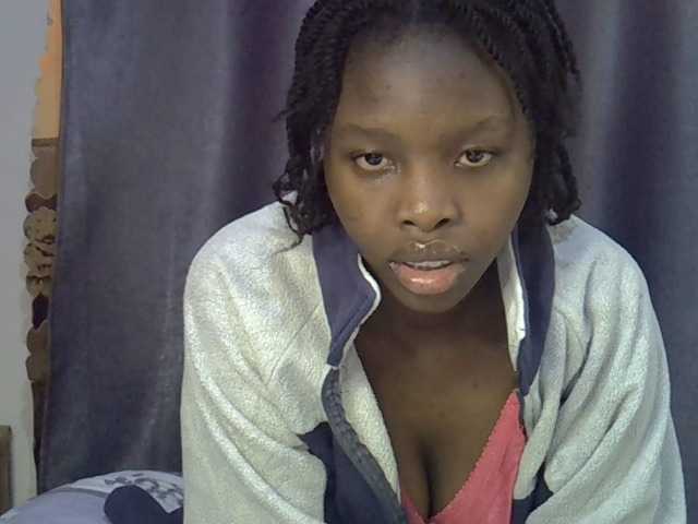 Comfort2a live cam on BongaCams