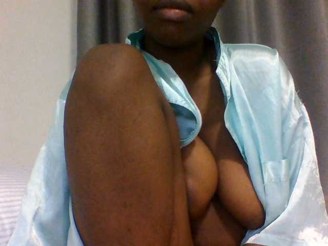 Comfort2a live cam on BongaCams