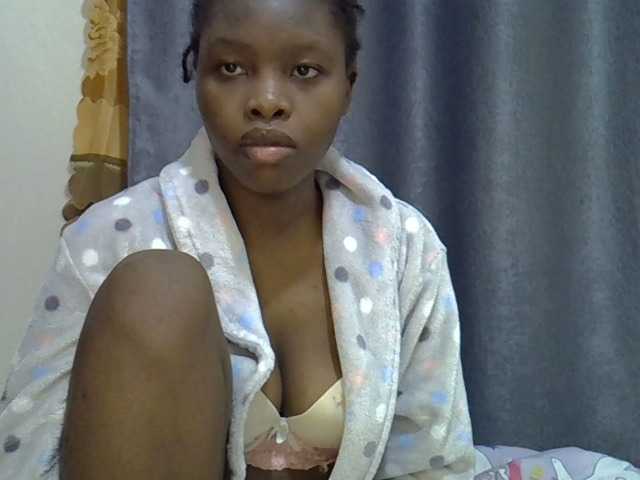 Comfort2a live cam on BongaCams