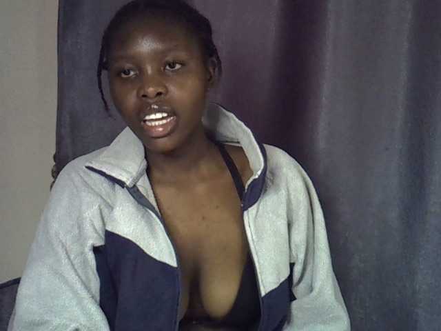 Comfort2a live cam on BongaCams