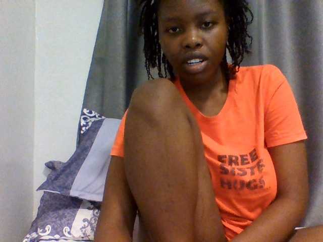 Comfort2a live cam on BongaCams