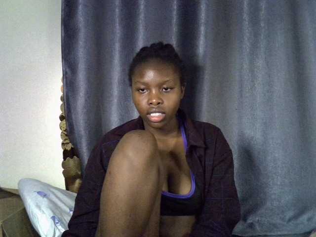 Comfort2a live cam on BongaCams