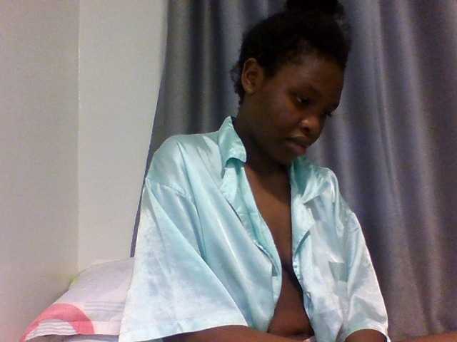 Comfort2a live cam on BongaCams