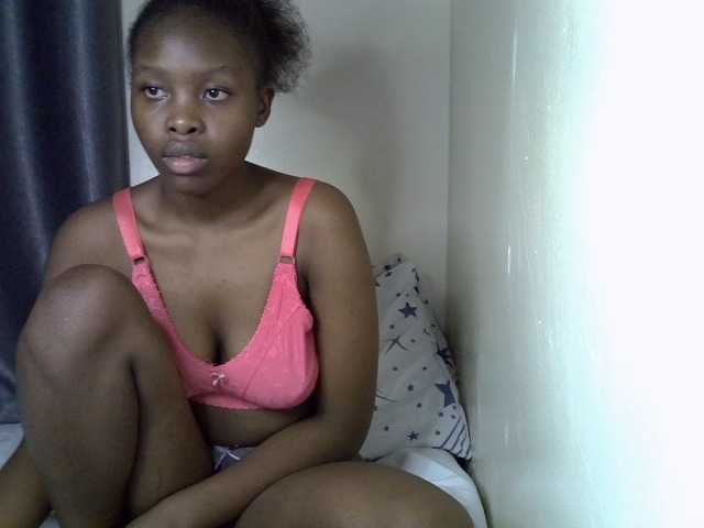 Comfort2a live cam on BongaCams
