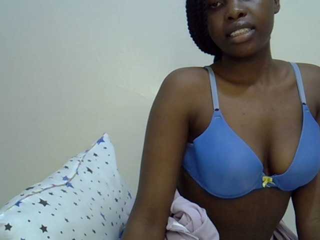Comfort2a live cam on BongaCams