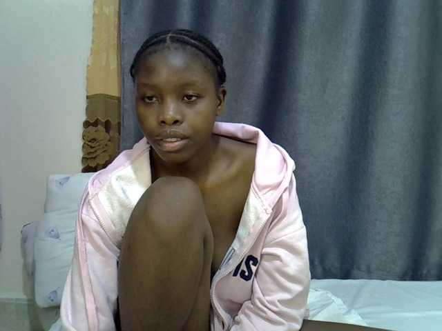 Comfort2a live cam on BongaCams
