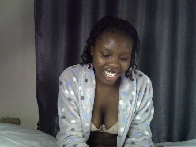 Comfort2a live cam on BongaCams