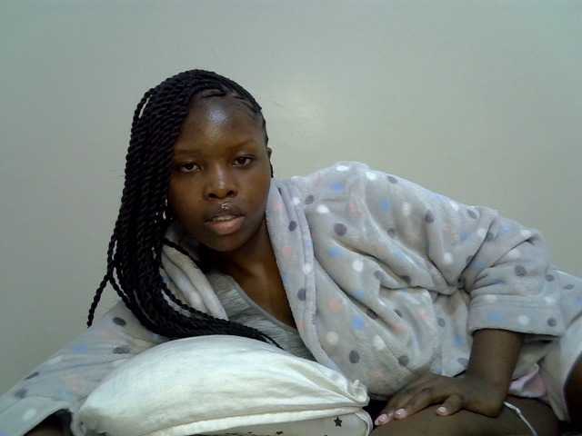 Comfort2a live cam on BongaCams