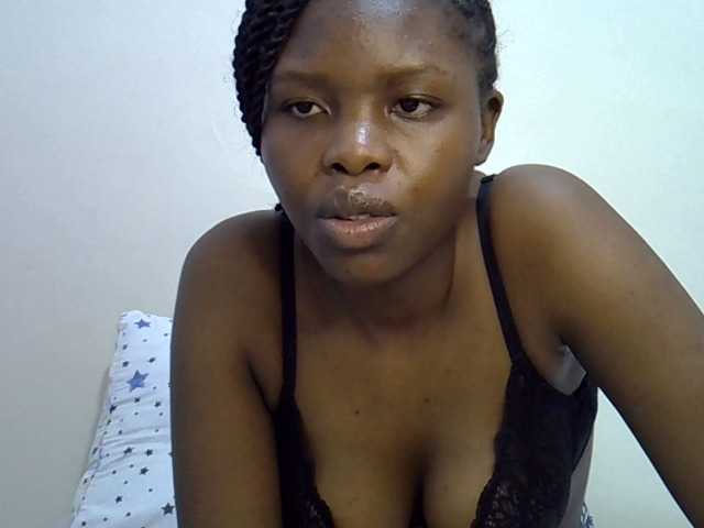 Comfort2a live cam on BongaCams