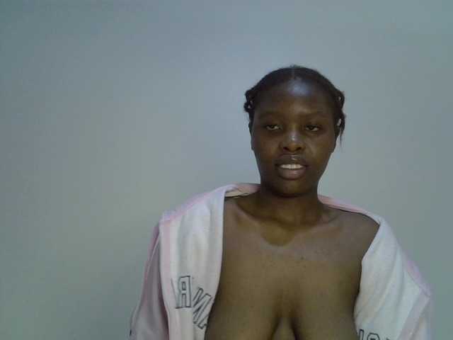 Comfort2a live cam on BongaCams