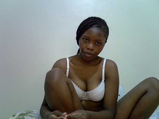 Comfort2a live cam on BongaCams