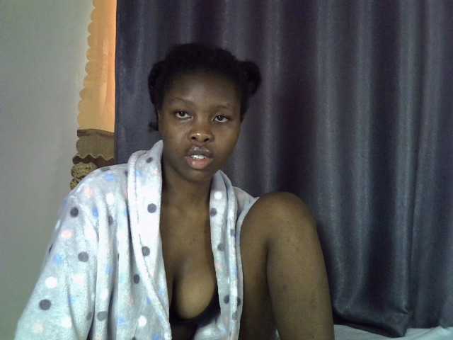 Comfort2a live cam on BongaCams