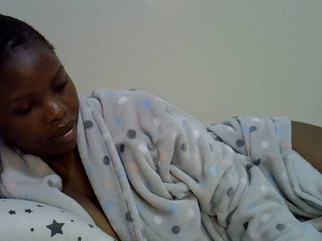 Comfort2a live cam on BongaCams