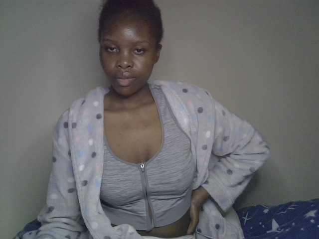 Comfort2a live cam on BongaCams