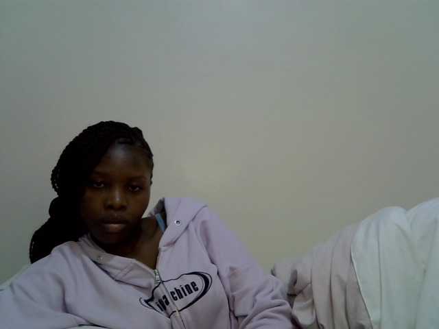 le modèle Comfort2a est en webcam porno dans un show sur le site bongacams, il possède les tags suivants: Ebony,Brunette,Shaved