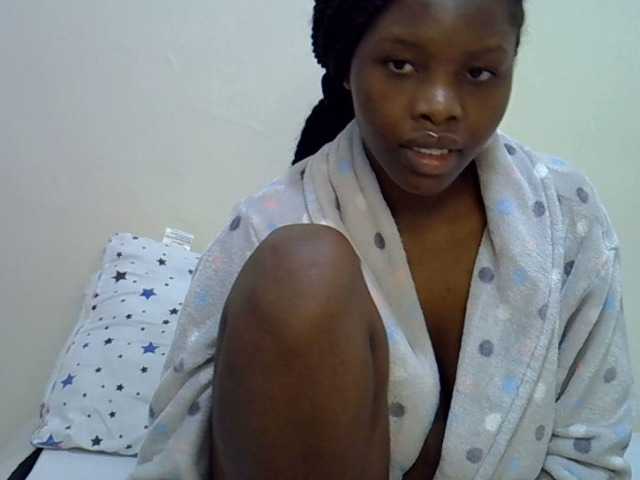 Comfort2a live cam on BongaCams