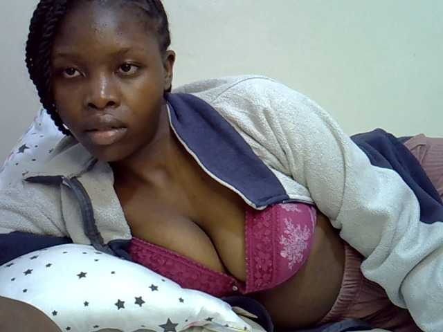 Comfort2a live cam on BongaCams