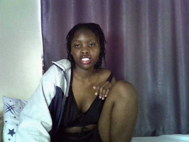 Comfort2a live cam on BongaCams