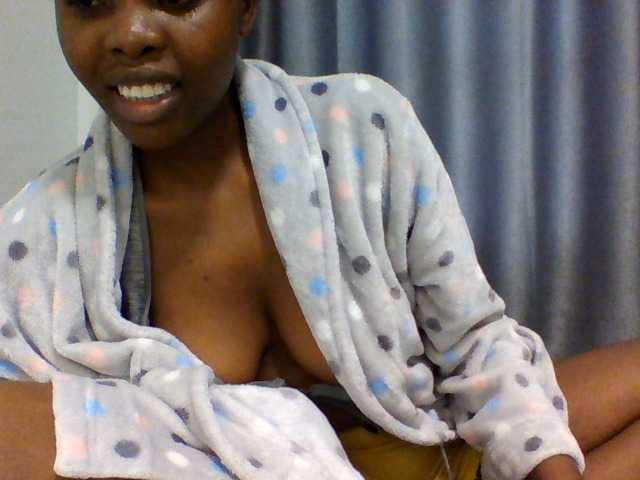 Comfort2a live cam on BongaCams