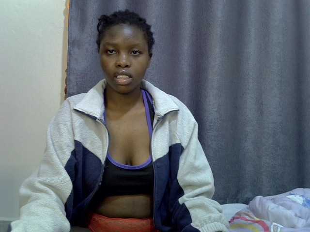 Comfort2a live cam on BongaCams