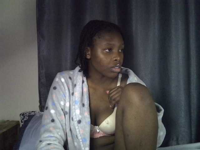 Comfort2a live cam on BongaCams