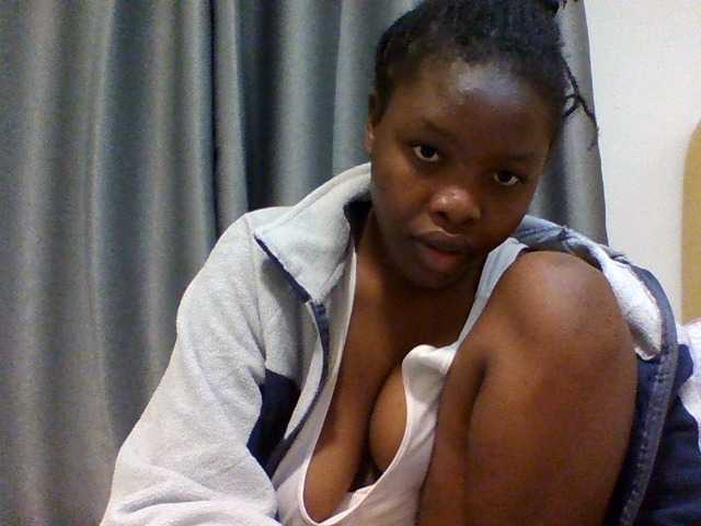 Comfort2a live cam on BongaCams