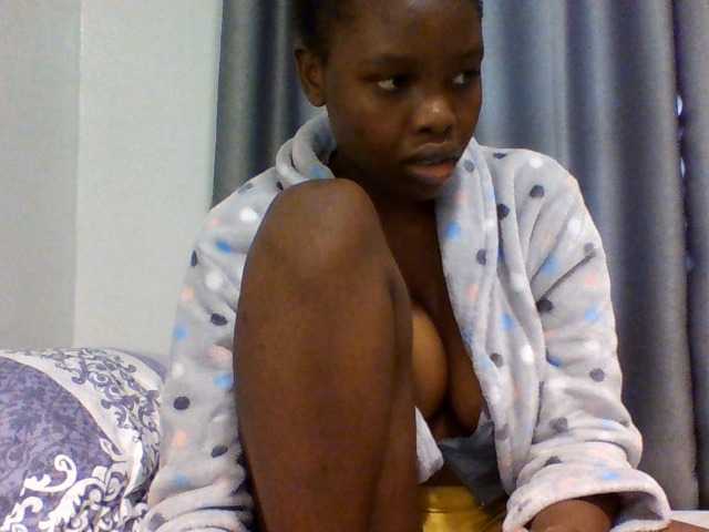 Comfort2a live cam on BongaCams