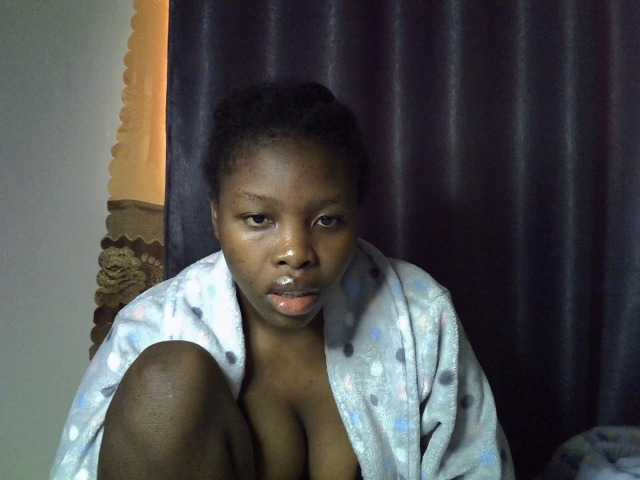 Comfort2a live cam on BongaCams