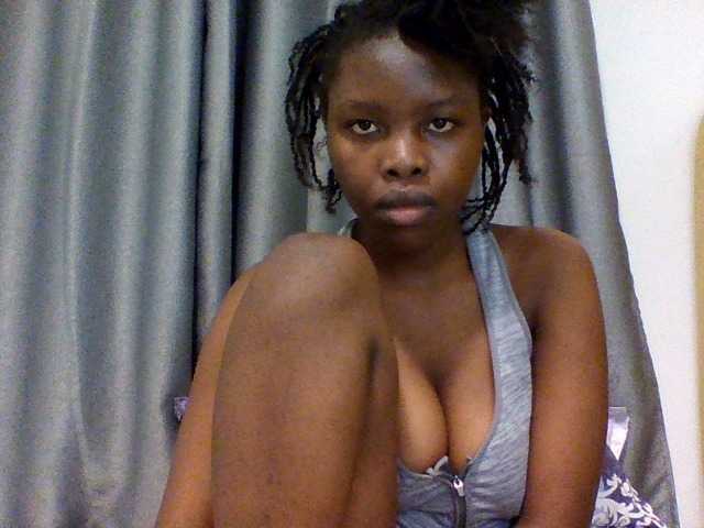 Comfort2a live cam on BongaCams