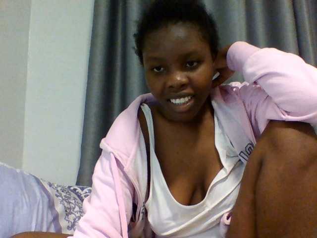 Comfort2a live cam on BongaCams
