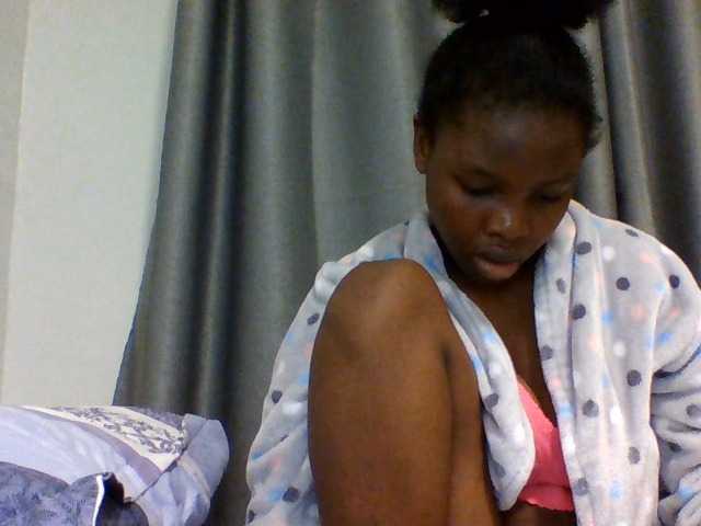 Comfort2a live cam on BongaCams
