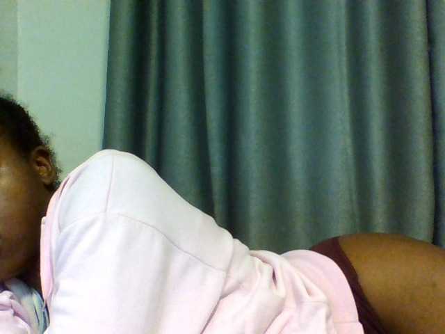Comfort2a live cam on BongaCams